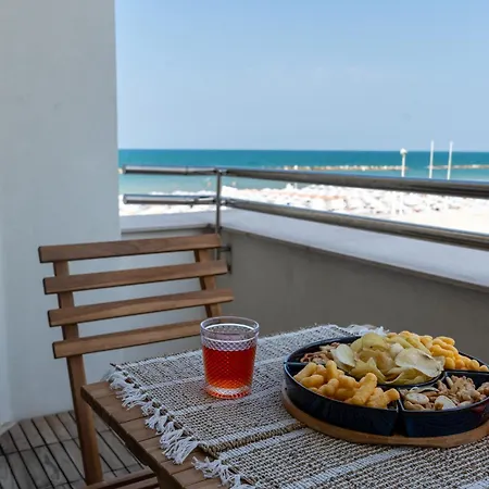 Fronte Mare Bici E Convenzionata Apartman *