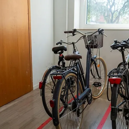 Fronte Mare Bici E Convenzionata Pésaro