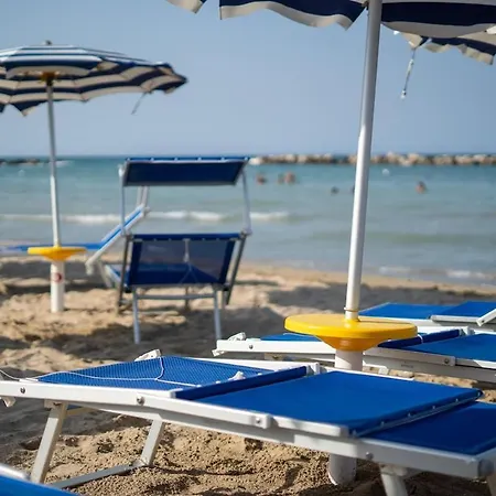 Fronte Mare Bici E Convenzionata * Pesaro